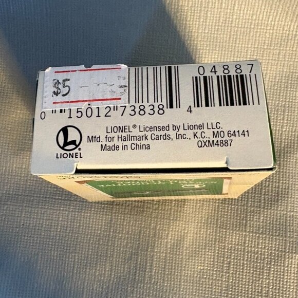 Hallmark Keepsake- Steam Locomotive and Tender- Lionel Blue Comet - Picture 2 of 3